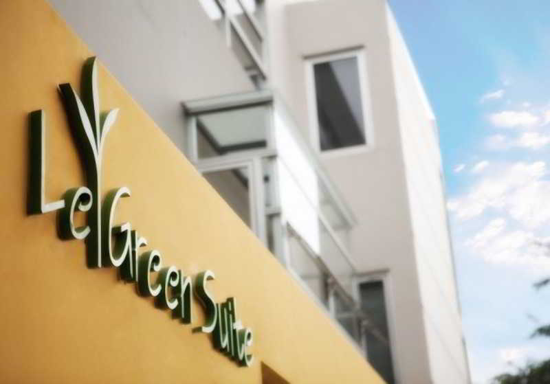 Legreen Suite Pejompongan Yakarta Exterior foto